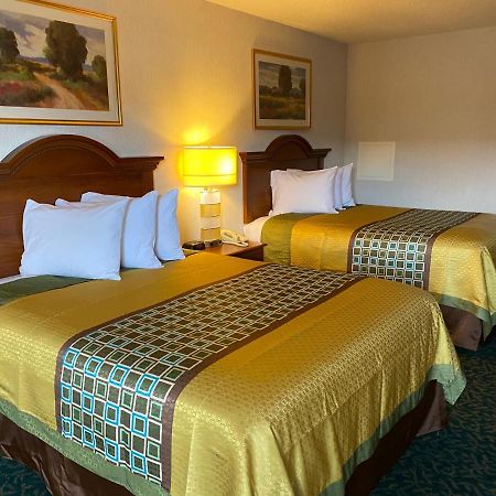 Harrisonville Inn & Suites Kültér fotó