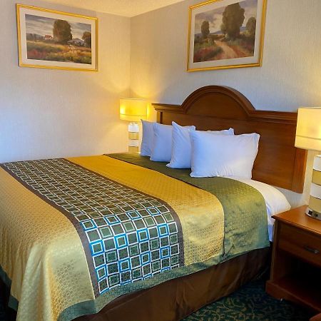 Harrisonville Inn & Suites Kültér fotó