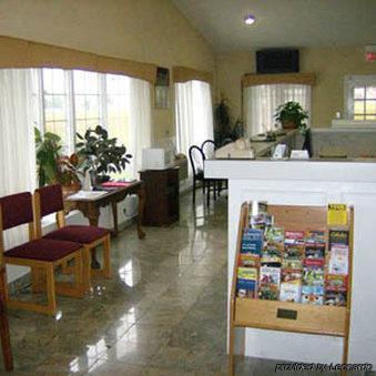 Harrisonville Inn & Suites Beltér fotó